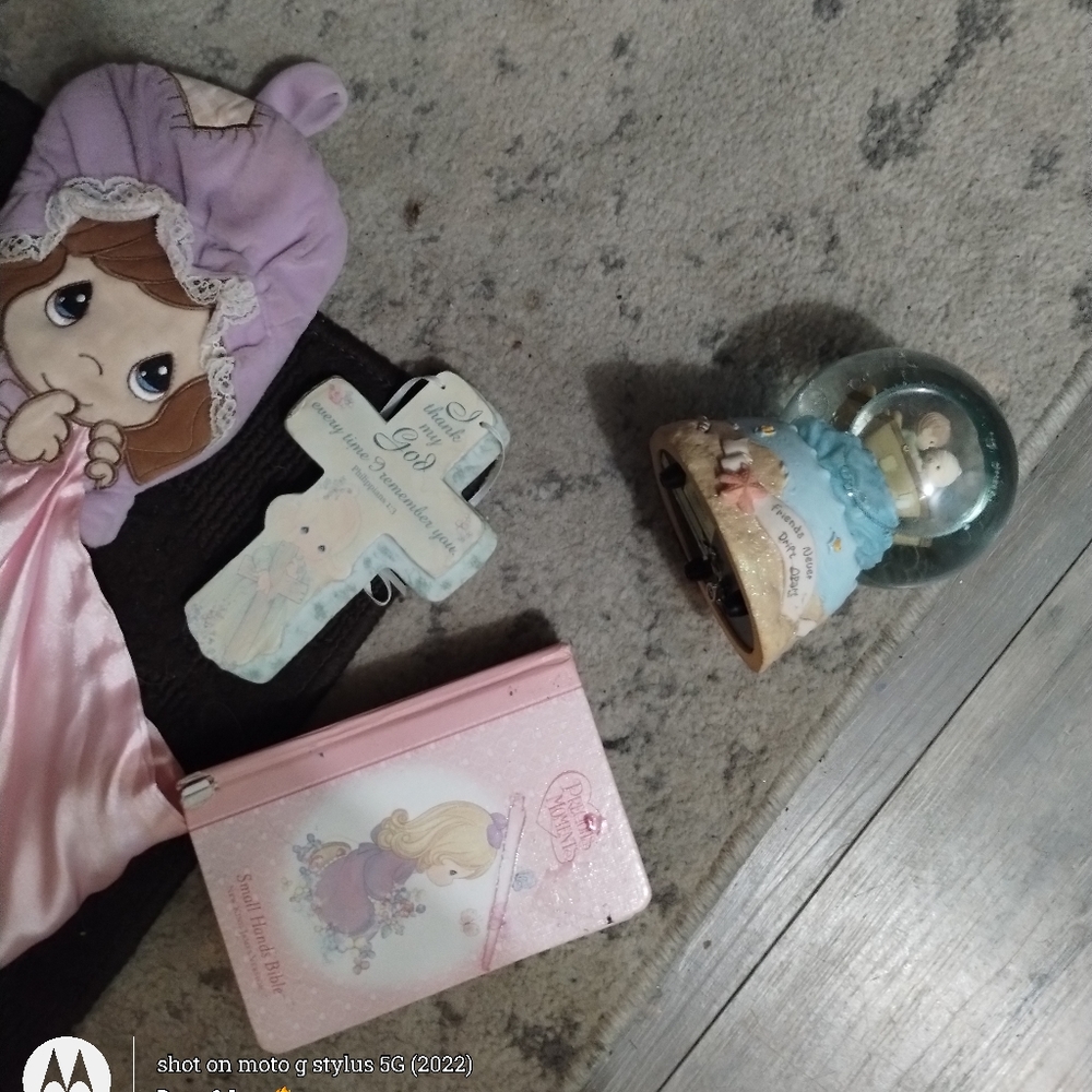 Precious Moment accessories